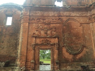 Paraguay: Encarnación et Trinidad