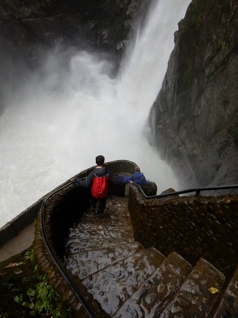 Baños et la Ruta de las Cascadas
