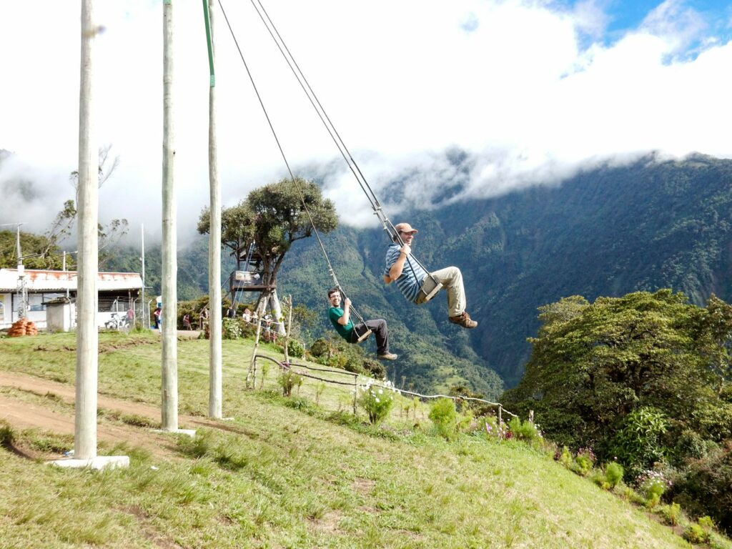 Baños et la Ruta de las Cascadas