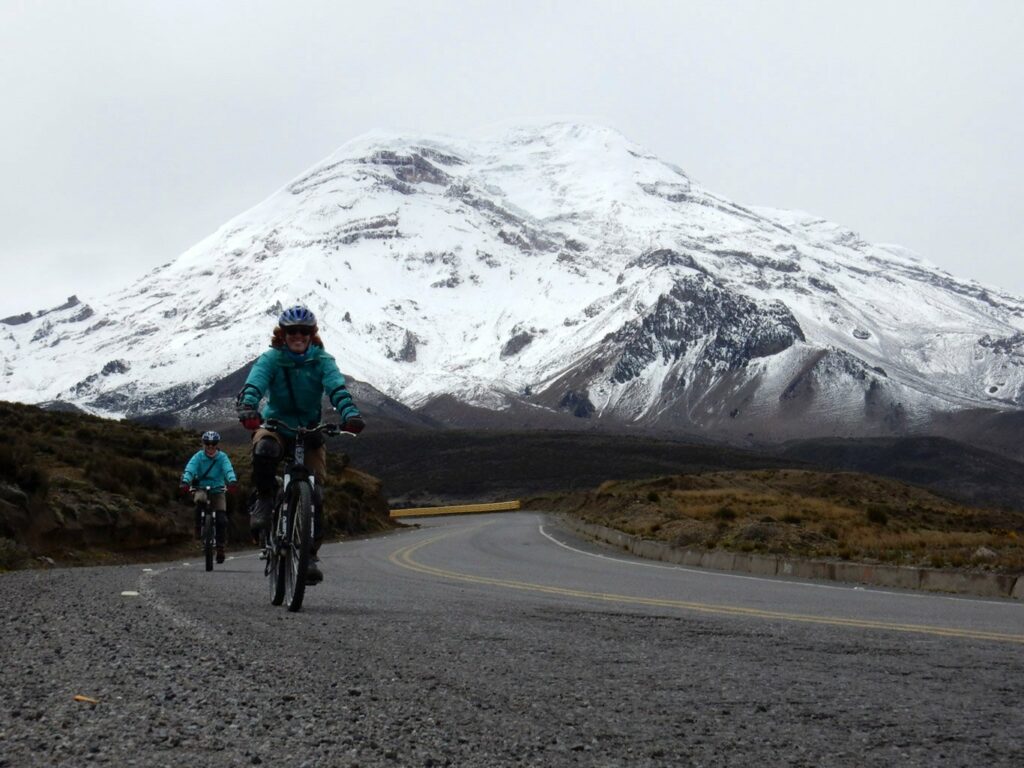 Descente du volcan Chimborazo à vélo
