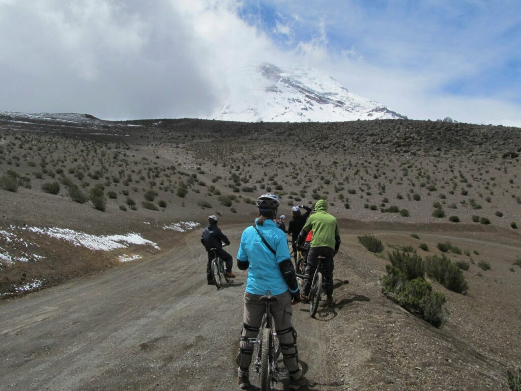 Descente du volcan Chimborazo à vélo