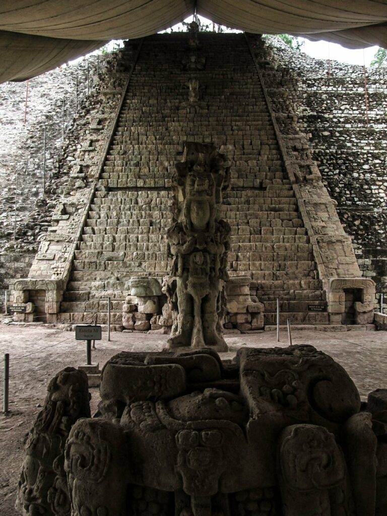 Copan Ruinas: l'escalier de Hiéroglyphes