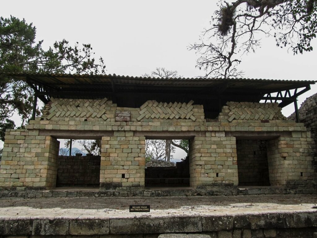 Copan