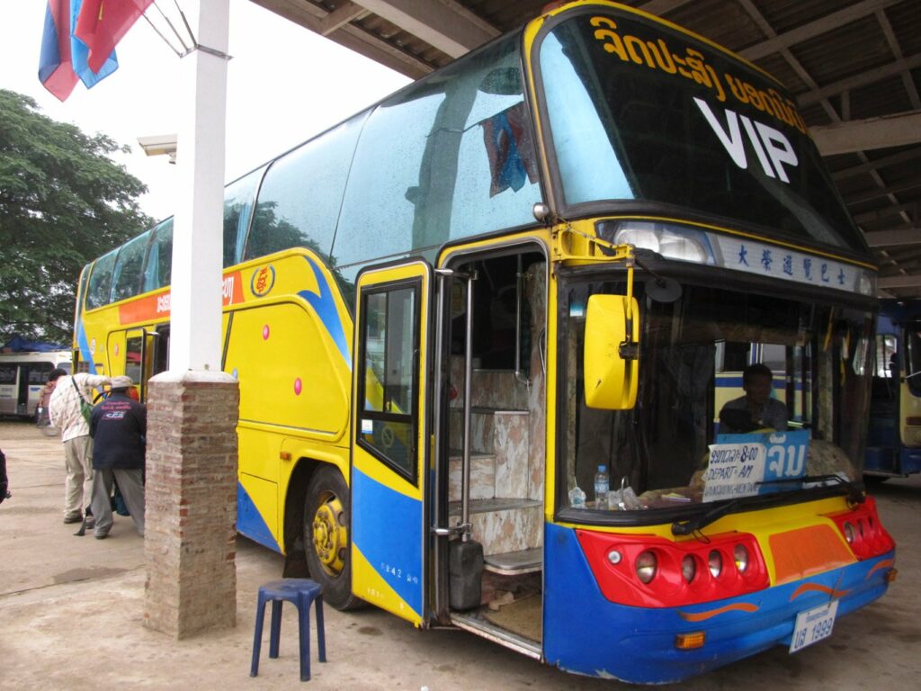 Trajet de Luang Prabang à Vientiane: le bus VIP!