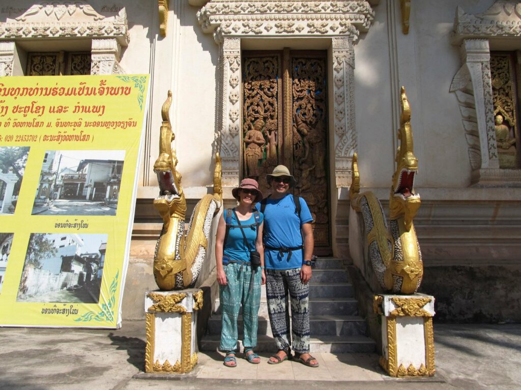 Vientiane: des Coréens voulaient absolument nous prendre en photo au temple-monastère Vat Haysok