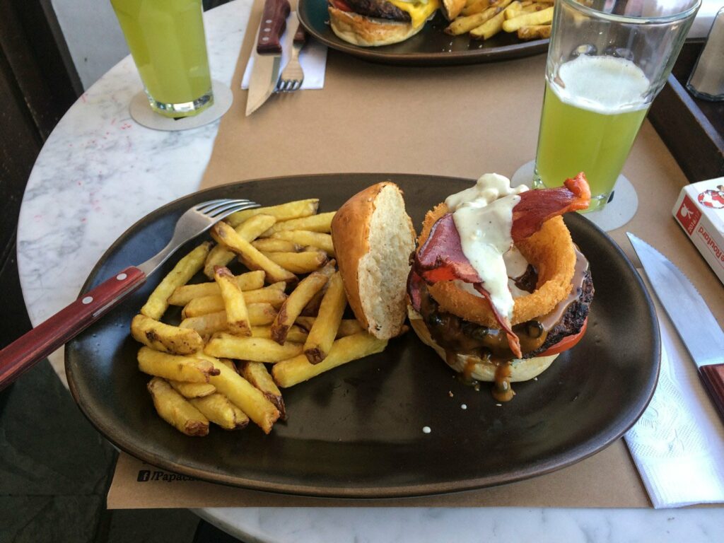 Cusco: hamburgesas sur la Plaza de Armas