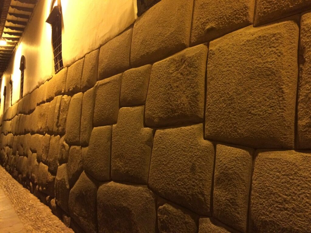 Cusco: mur inca