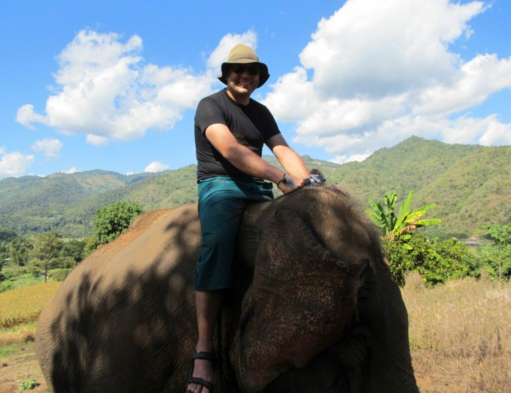 Mae Teng: Woody Elephant Training
