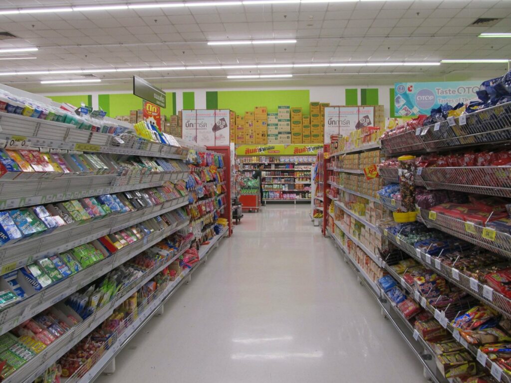 Chiang Rai: le Big C (ancien Carrefour). Après plus de 2 mois, enfin un vrai grand supermarché.