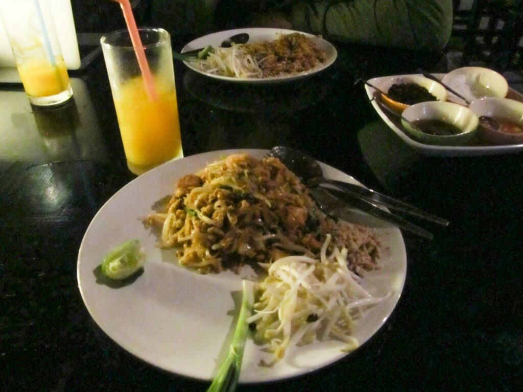 Chiang Rai: un Pad Thai, le plat que nous mangeons le plus souvent en Thaïlande.