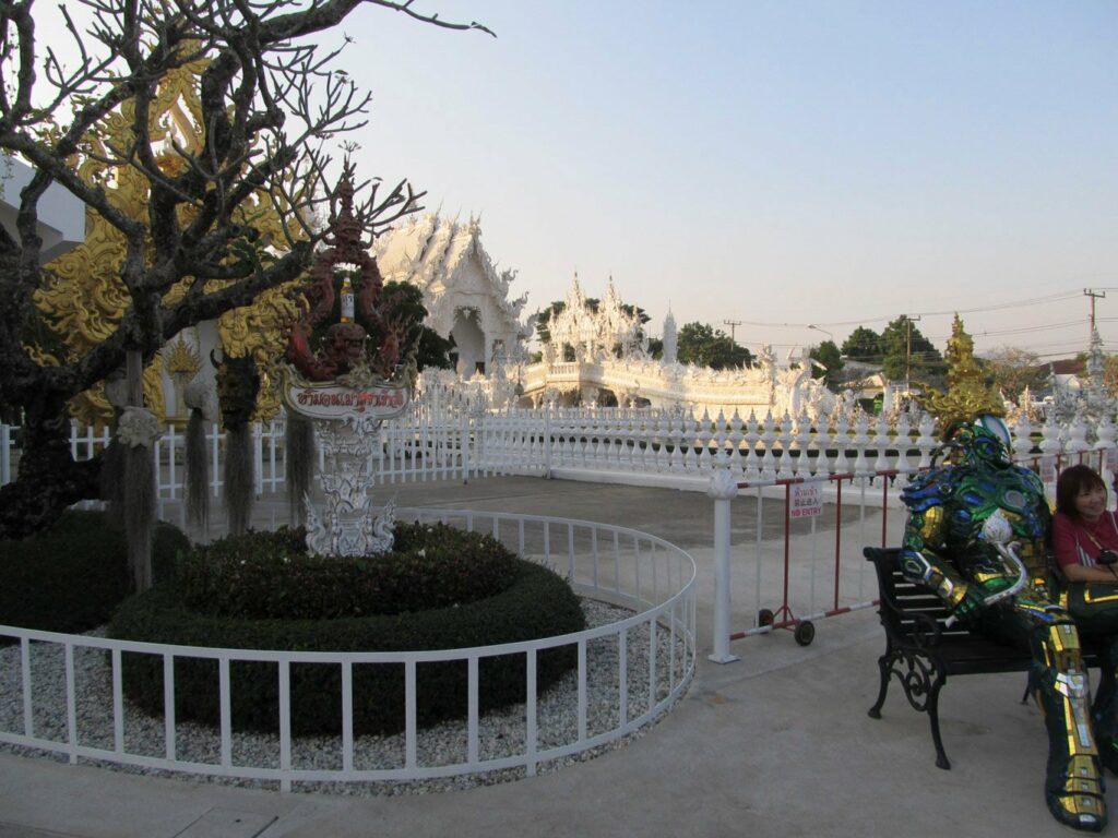 Chiang Rai: le Wat Rong Khun, le temple blanc.