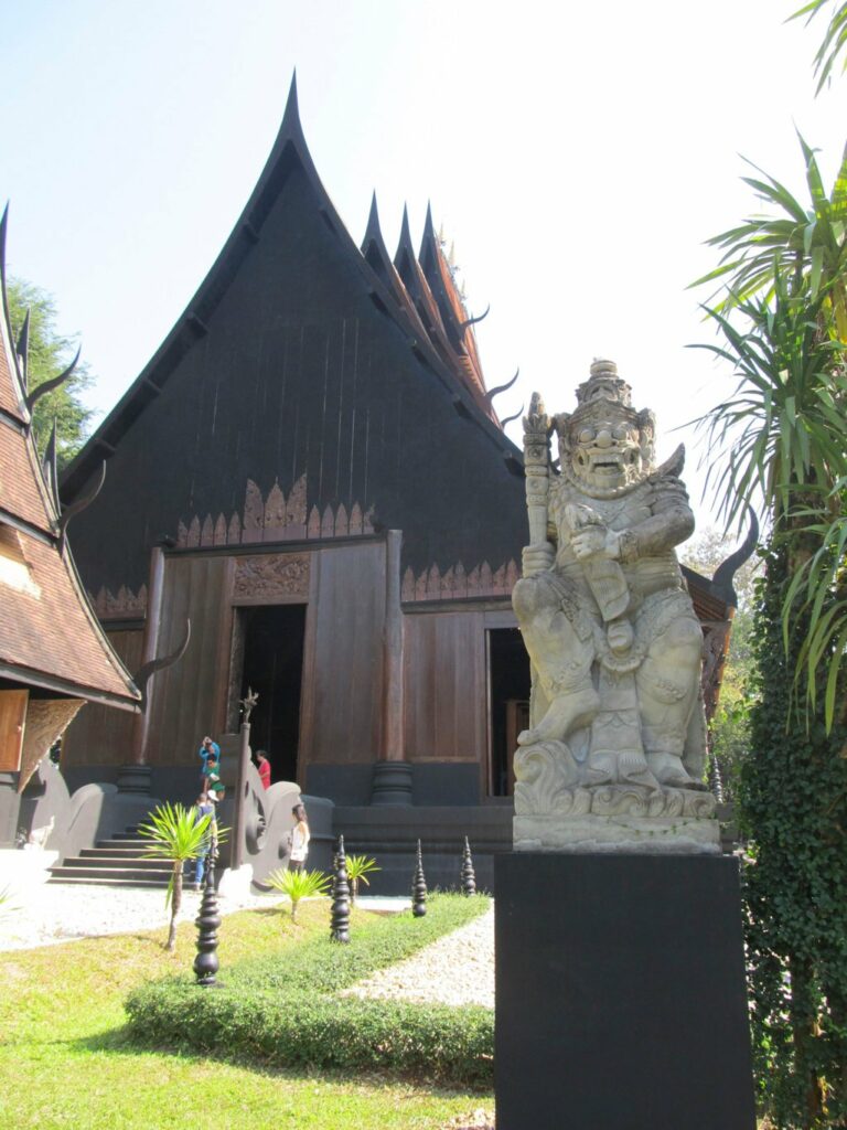 Chiang Rai: le musée Baandam, dit la Maison Noire